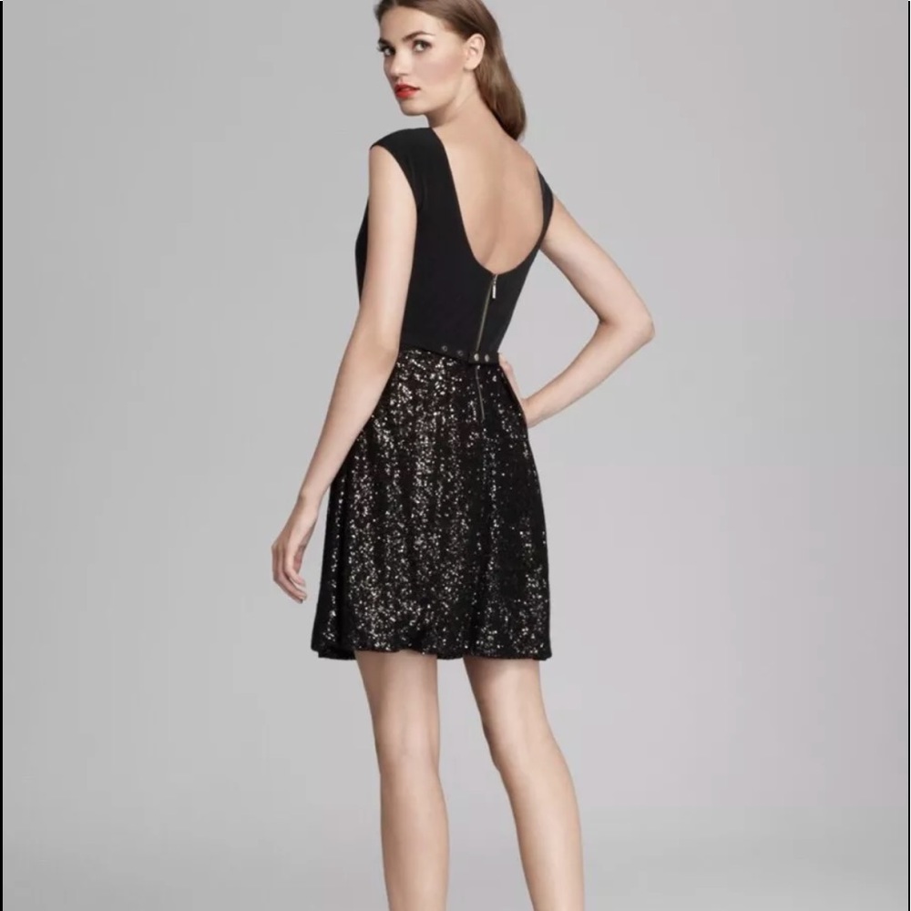 LAUNDRY BY SHELLI SEGAL party dress